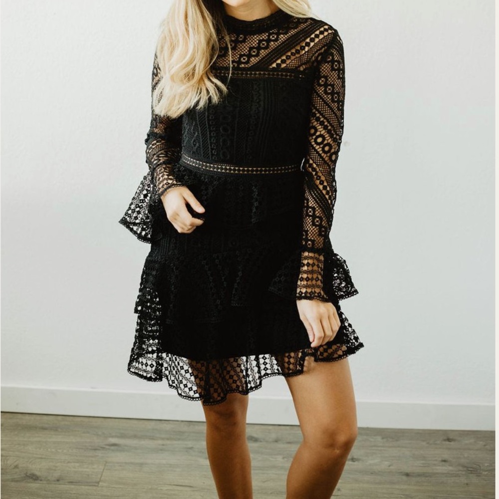 Two Sisters Tiered Lace Dress